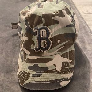 Boston Red Sox Womens camo hat